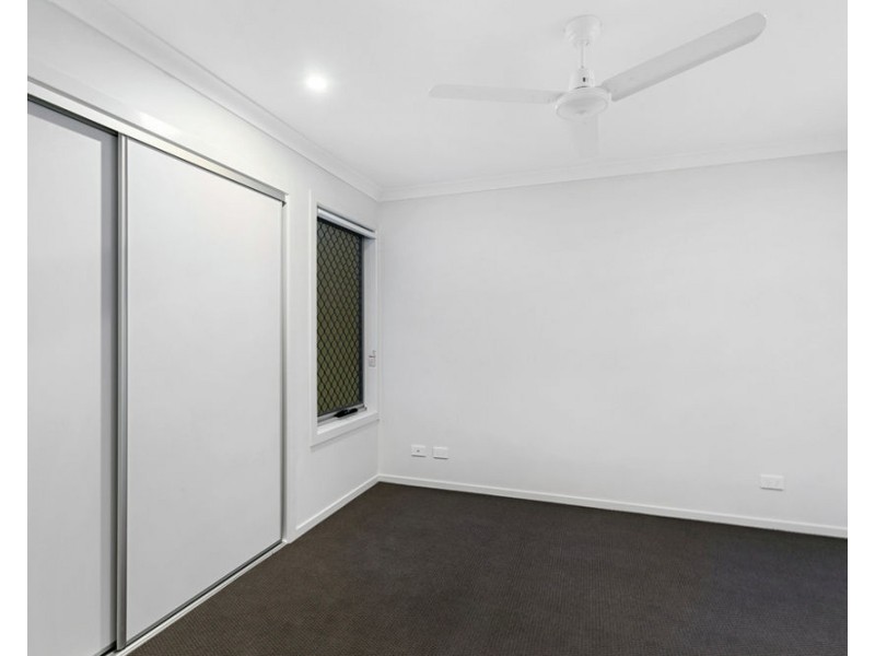 1/93 Lamington Drive, Redbank Plains QLD 4301