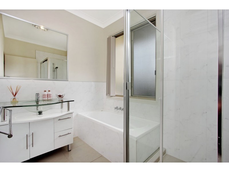 1 Tait Avenue, Redbank Plains QLD 4301