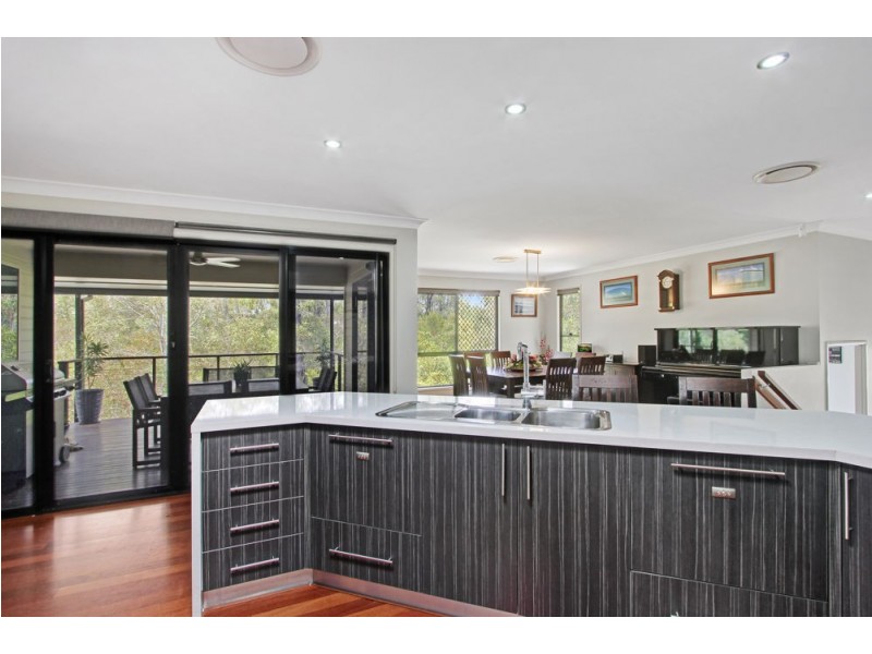 18 Rose Avenue, Springfield Lakes QLD 4300