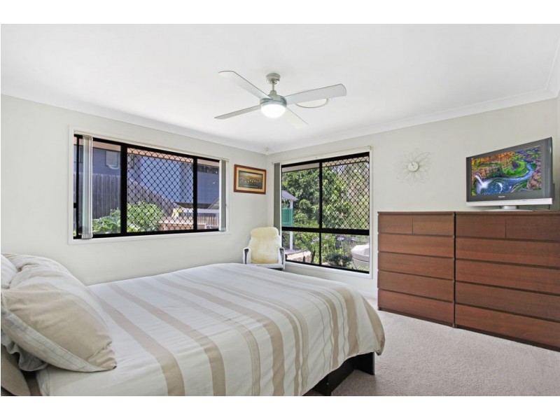 18 Rose Avenue, Springfield Lakes QLD 4300