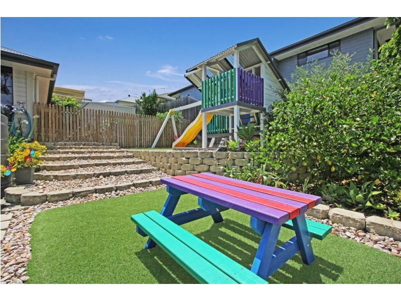 18 Rose Avenue, Springfield Lakes QLD 4300