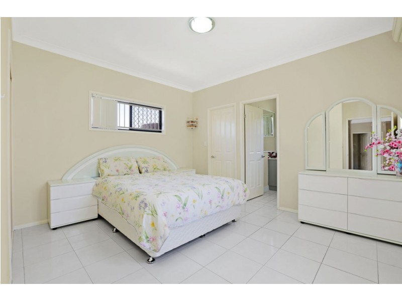 28 Parkview Drive, Springfield Lakes QLD 4300
