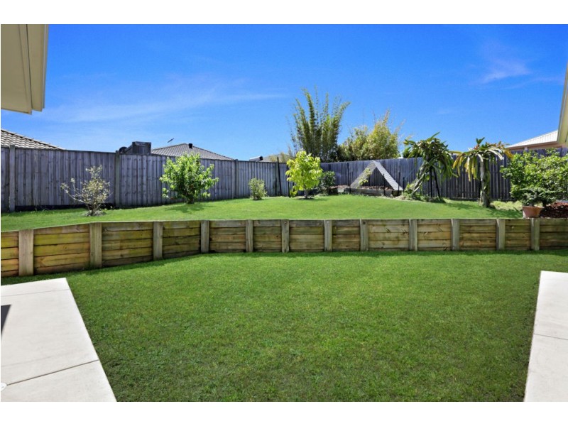 28 Parkview Drive, Springfield Lakes QLD 4300