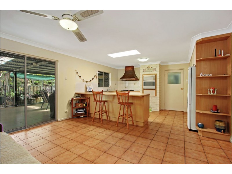 25 Dale Road, Camira QLD 4300