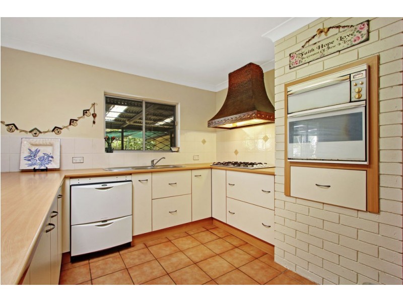 25 Dale Road, Camira QLD 4300