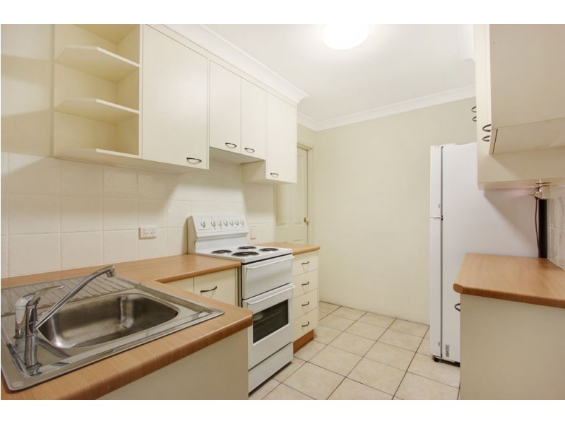 25 Dale Road, Camira QLD 4300
