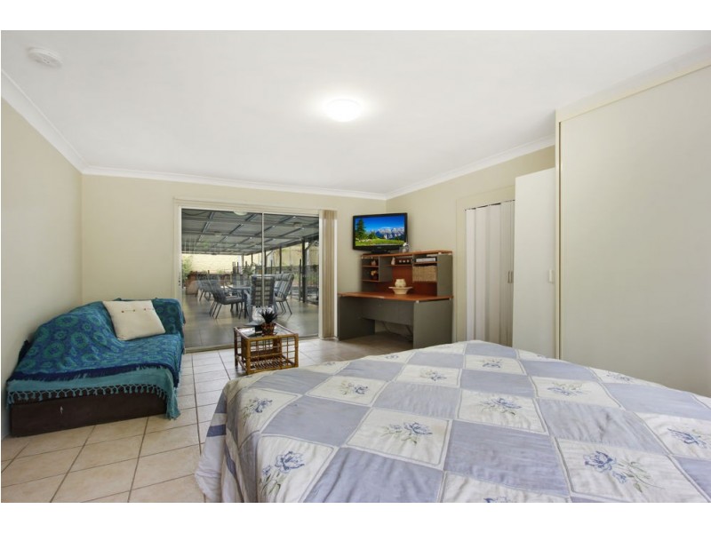 25 Dale Road, Camira QLD 4300