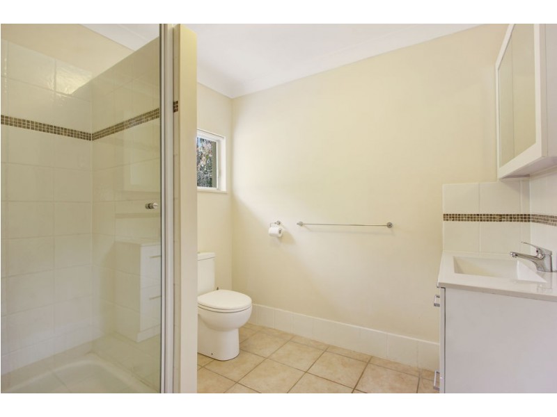 25 Dale Road, Camira QLD 4300
