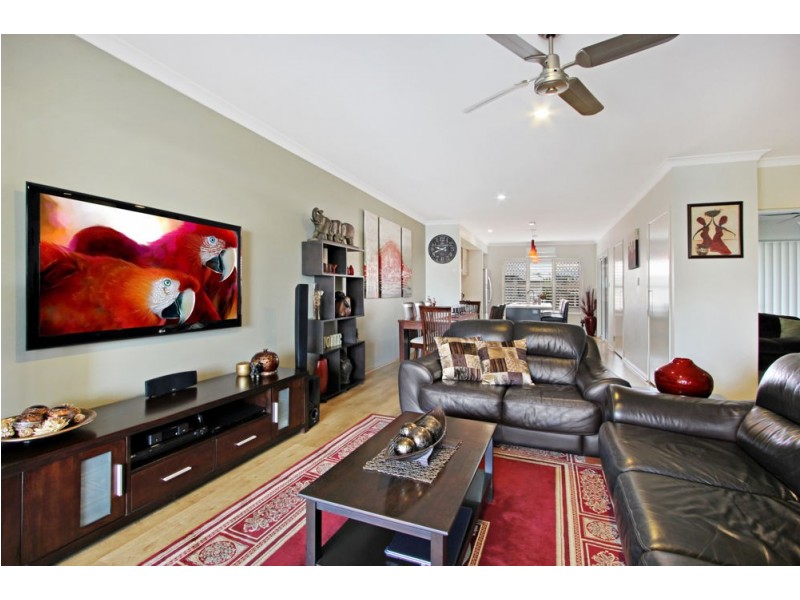 7 Carnarvon Avenue, Springfield Lakes QLD 4300