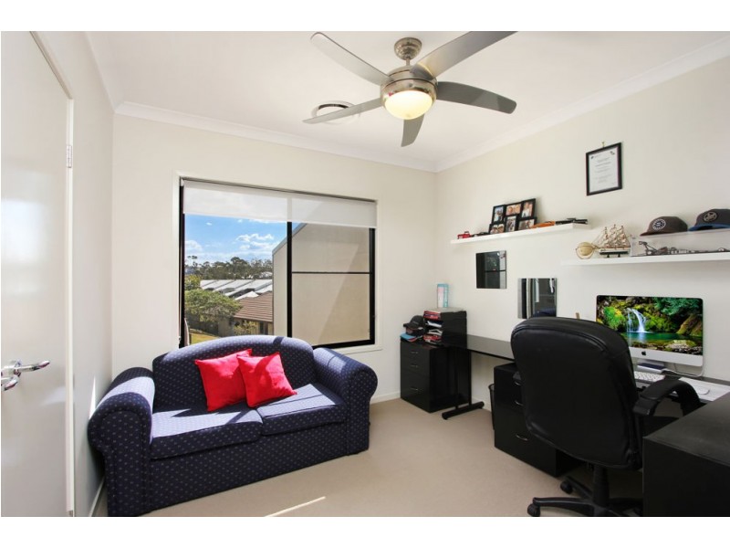 11 Hyde Avenue, Springfield Lakes QLD 4300