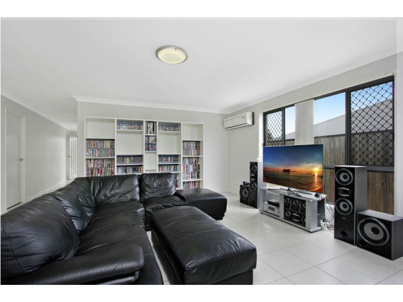 53 Summit Drive, Springfield Lakes QLD 4300