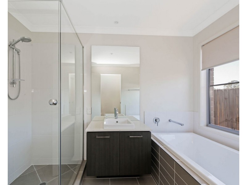 23 Wylie Court, Springfield Lakes QLD 4300