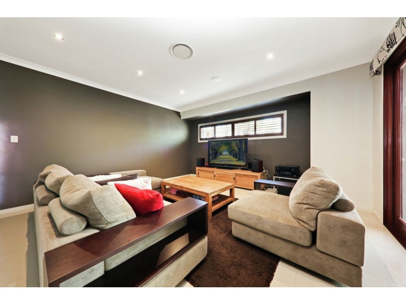 3 Finnigan Street, Augustine Heights QLD 4300