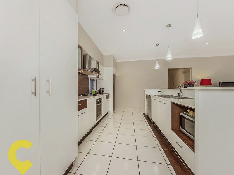 15 Rockford Drive, Bellbird Park QLD 4300