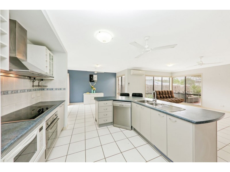 7 Admiral Crescent, Springfield Lakes QLD 4300