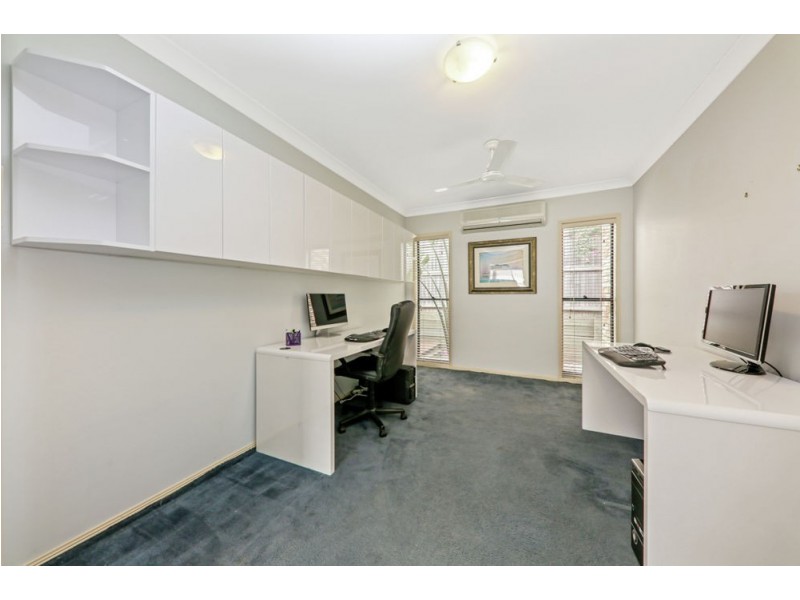 7 Admiral Crescent, Springfield Lakes QLD 4300