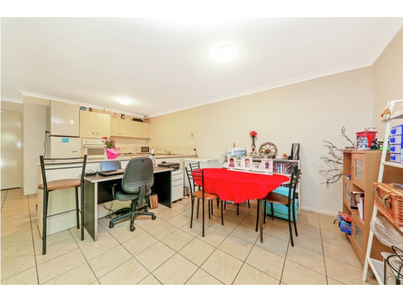 45 Cambridge Street, Silkstone QLD 4304