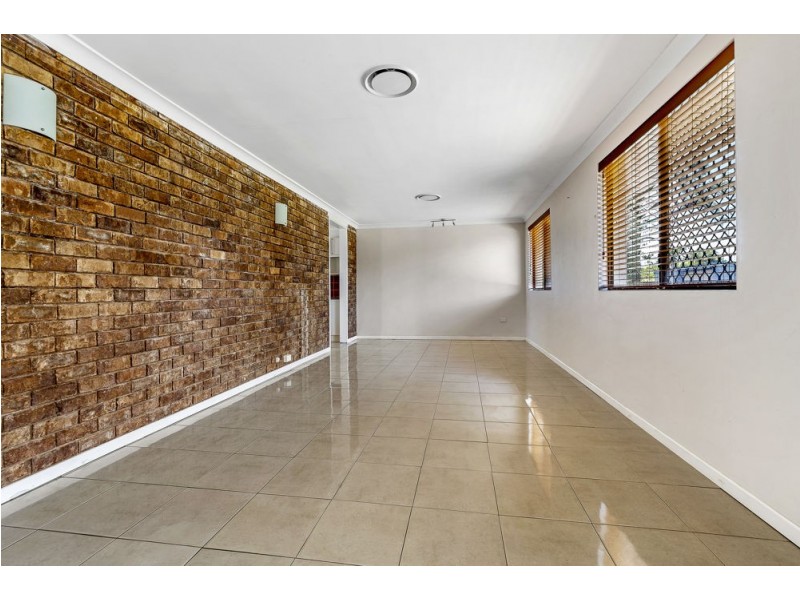 7 Cox Crescent, Goodna QLD 4300