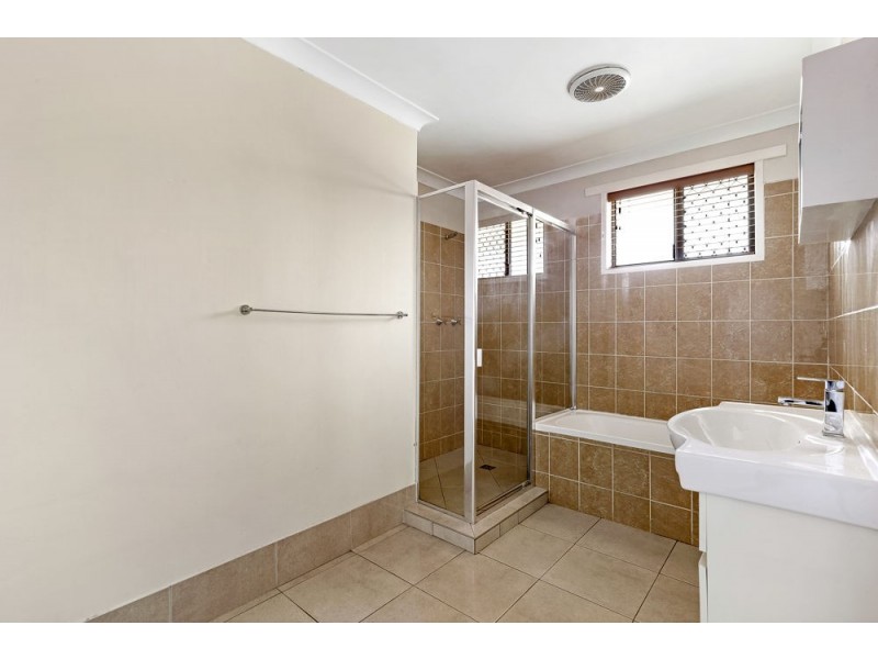 7 Cox Crescent, Goodna QLD 4300