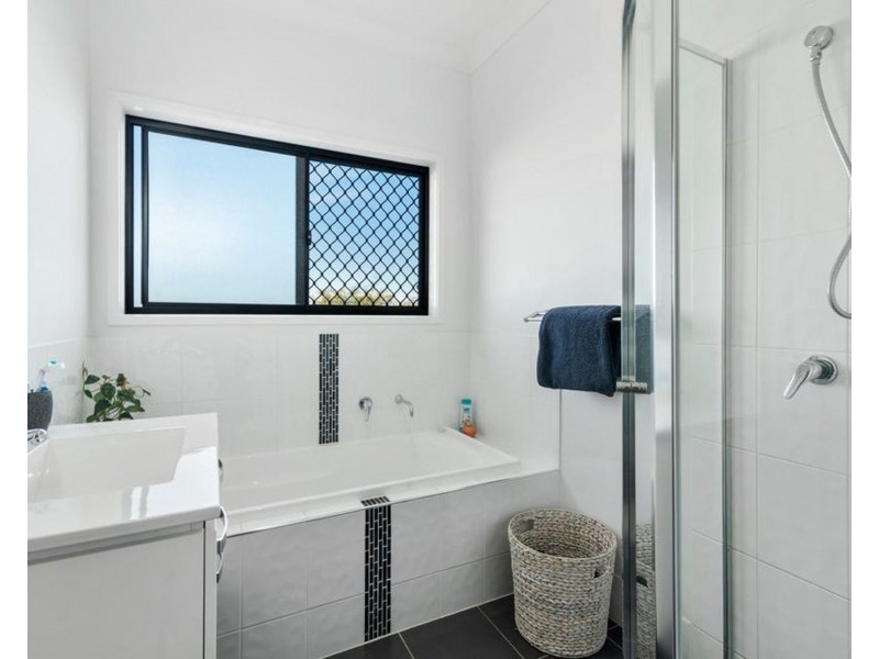 19 O’Reilly Crescent, Springfield Lakes QLD 4300