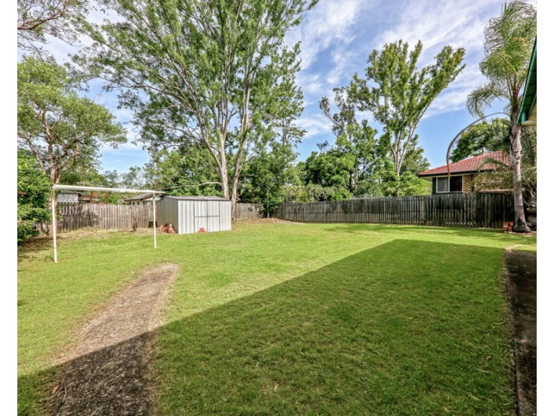 25 Sean Street, Riverview QLD 4303