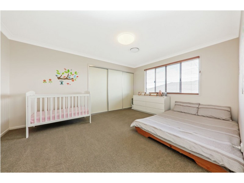 60 Waterside Drive, Springfield Lakes QLD 4300