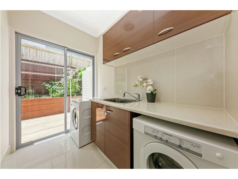 60 Waterside Drive, Springfield Lakes QLD 4300
