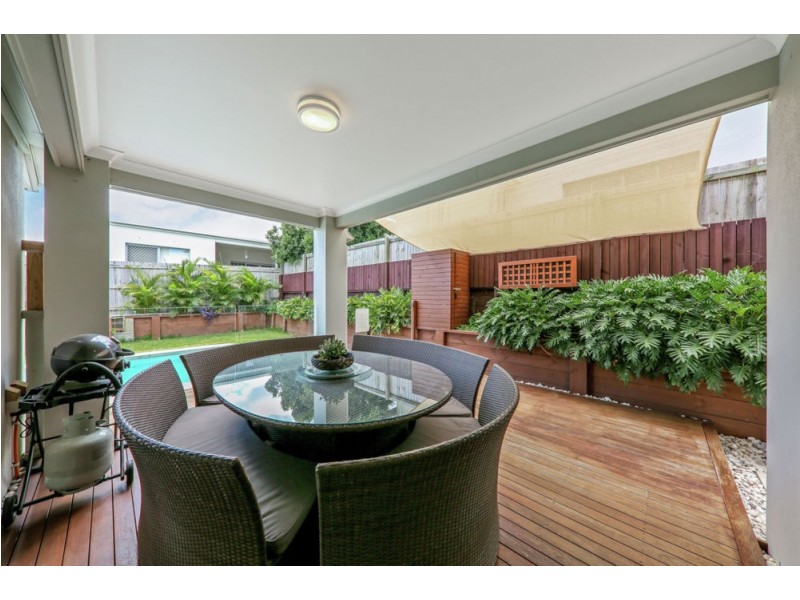 60 Waterside Drive, Springfield Lakes QLD 4300