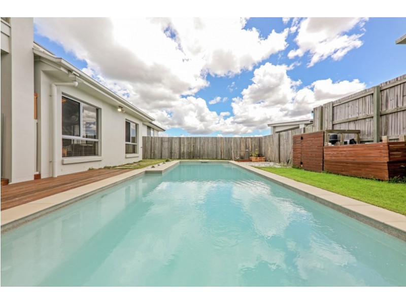 60 Waterside Drive, Springfield Lakes QLD 4300
