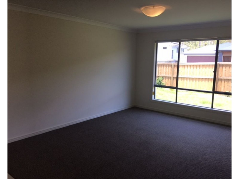 1 Meadows Circuit, Bellbird Park QLD 4300