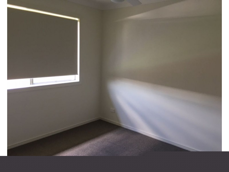 1 Meadows Circuit, Bellbird Park QLD 4300