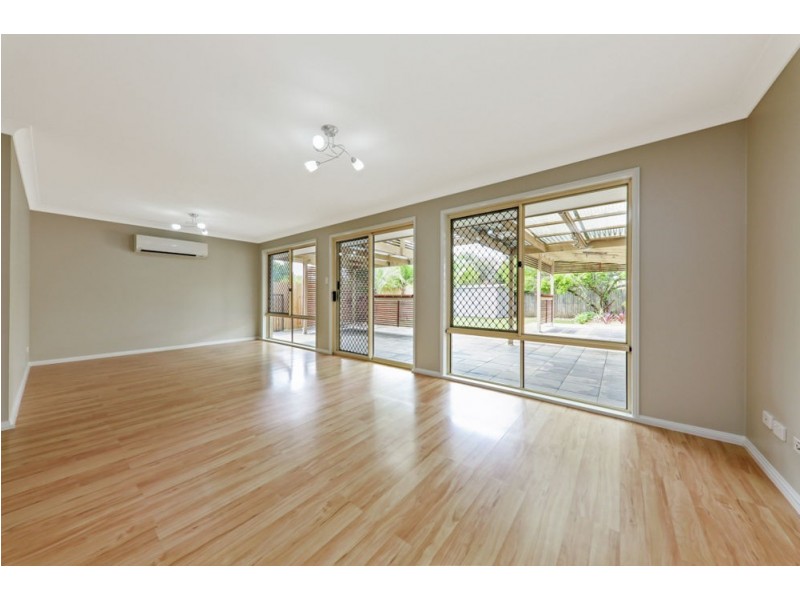 42 Ravenswood Lane, Springfield QLD 4300