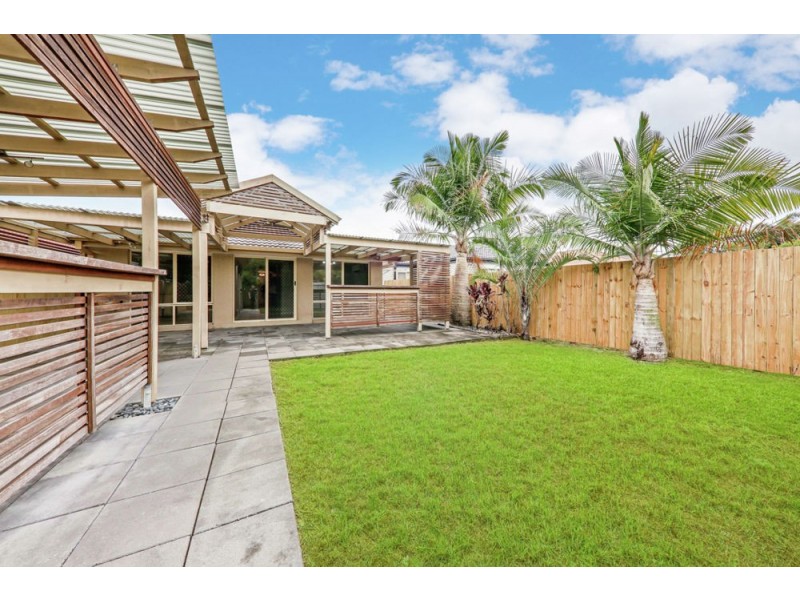 42 Ravenswood Lane, Springfield QLD 4300
