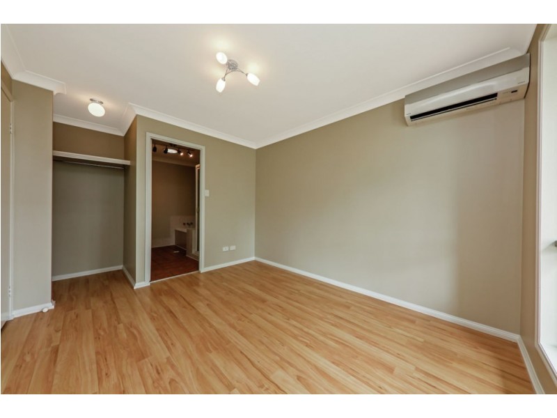 42 Ravenswood Lane, Springfield QLD 4300