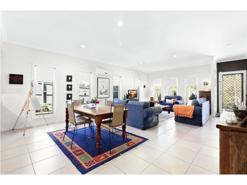 6 Mountain Bell Lane, Springfield Lakes QLD 4300