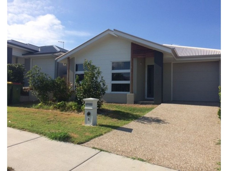 5 Mowbullan St, Redbank Plains QLD 4301