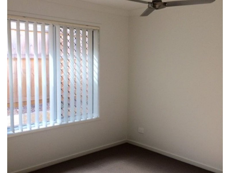 5 Mowbullan St, Redbank Plains QLD 4301
