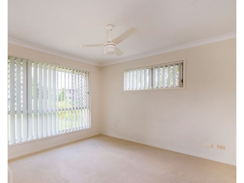 8 Foundation St, Collingwood Park QLD 4301