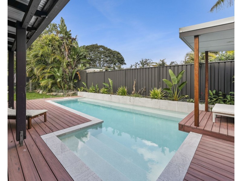 17 Fortrose Street, Kenmore QLD 4069