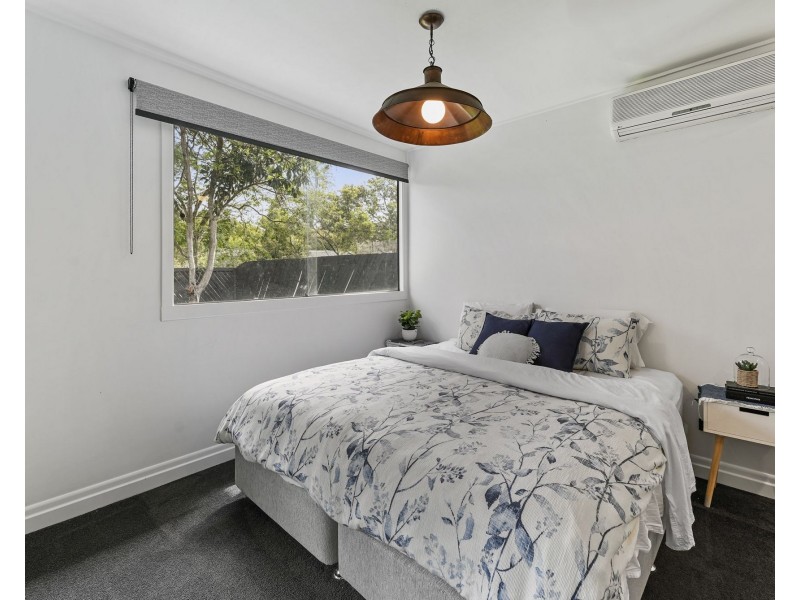 17 Fortrose Street, Kenmore QLD 4069