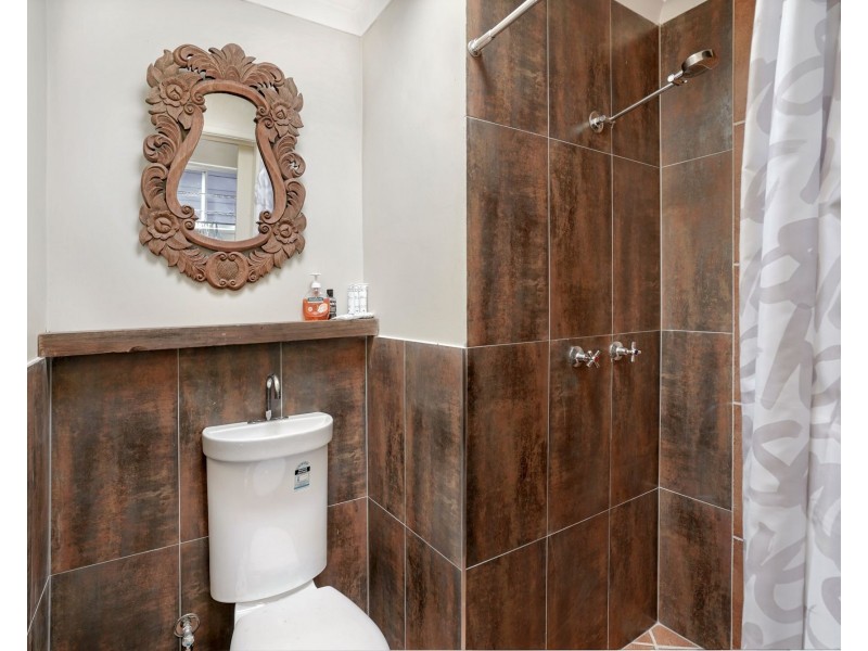 17 Fortrose Street, Kenmore QLD 4069