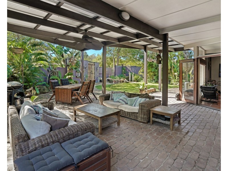 17 Fortrose Street, Kenmore QLD 4069