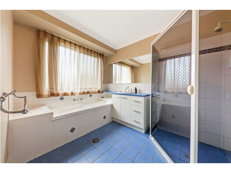 62 Eden Crescent, Springfield Lakes QLD 4300