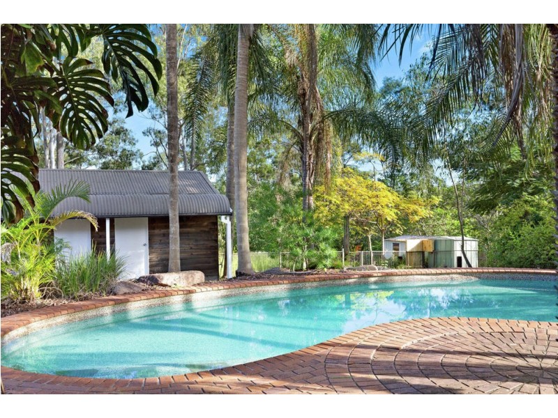 257 Old Logan Road, Camira QLD 4300