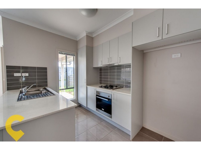 7 Francisca Drive, Augustine Heights QLD 4300