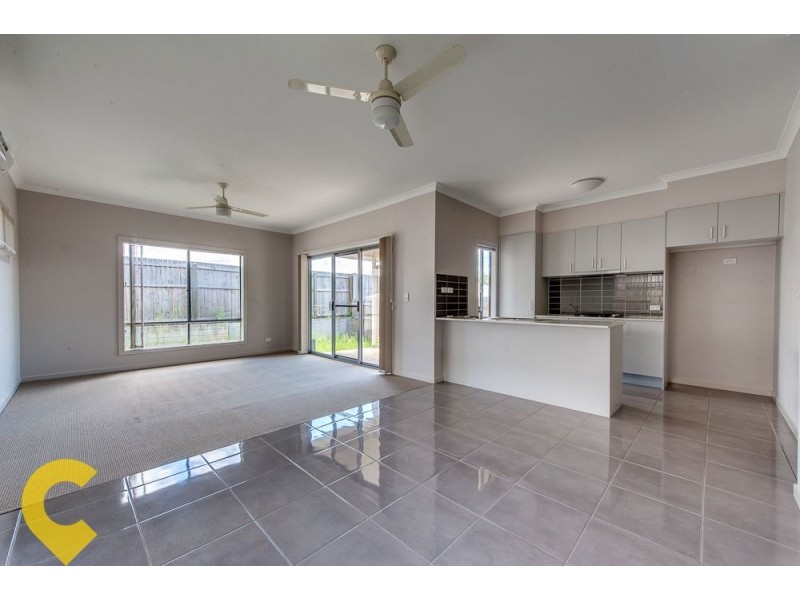 7 Francisca Drive, Augustine Heights QLD 4300