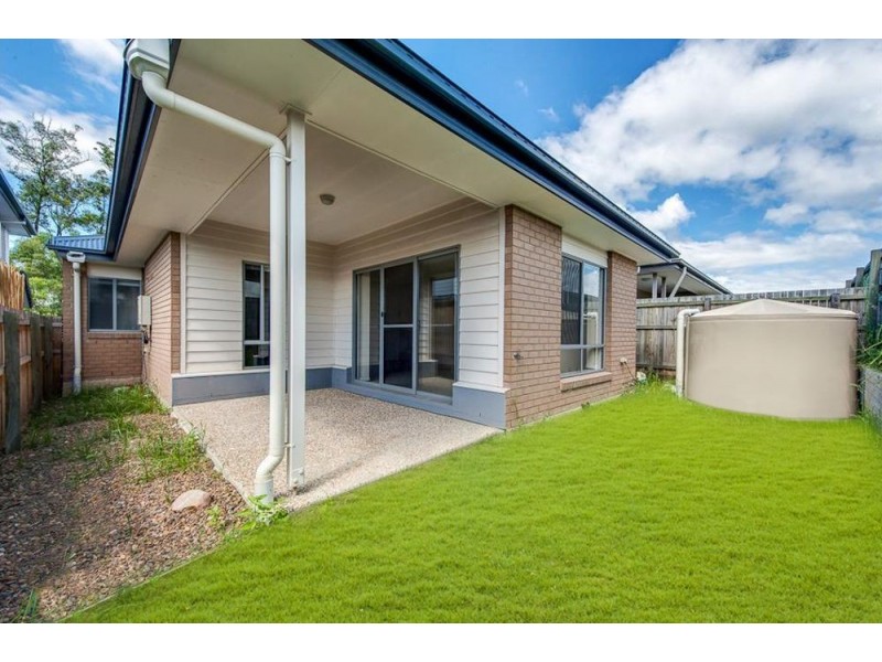 7 Francisca Drive, Augustine Heights QLD 4300