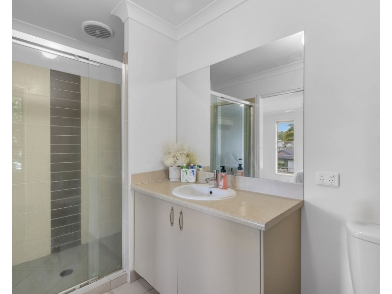 5 Jeff Collins Circuit, Bellbird Park QLD 4300