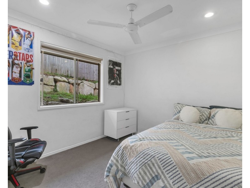 5 Jeff Collins Circuit, Bellbird Park QLD 4300