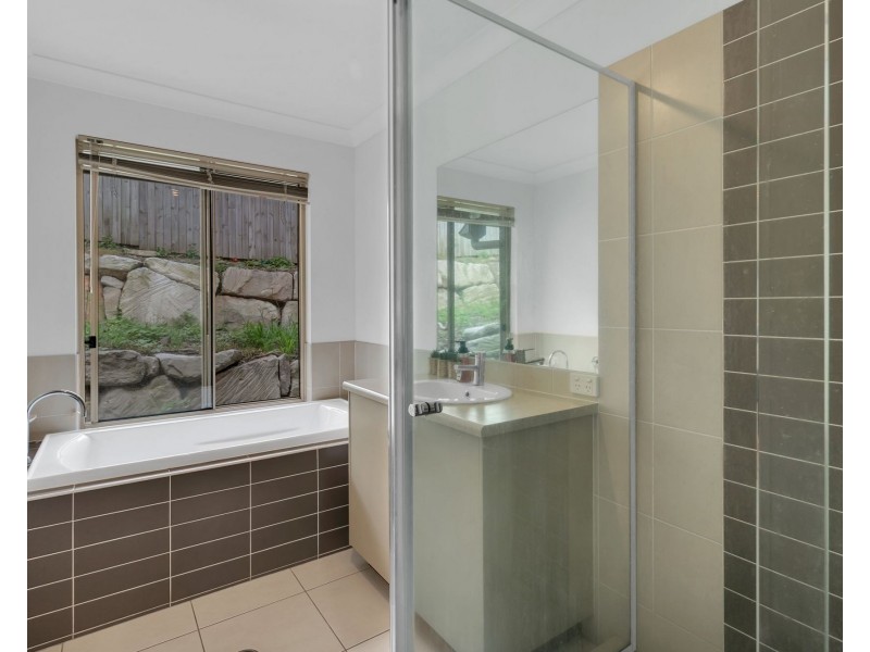 5 Jeff Collins Circuit, Bellbird Park QLD 4300